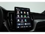 Volvo XC60 2.0 T8 Plug-in hybrid AWD Plus Black Edition | Pano | HUD | 360cam | H&K Audio | Elek. Trekhaak | Memory seats | Vapour Grey