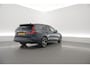 Volvo V60 2.0 B4 Ultra Dark | Pano | HUD | 360cam | Memory | Google info. | Pilot Assist | Stoel- Stuurverw. | H&K Audio