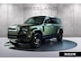 Land Rover Defender 110 P300e FOREST EDITION | Panoramadak | Cold Climate | Trekhaak