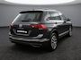 Volkswagen Tiguan 1.5 TSI 150 pk Life / Voorstoelen, verwarmbaar / Achteruitrijcamera / Bluetooth Telefoonvoorbereiding 17'' LMV HAL