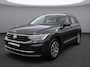 Volkswagen Tiguan 1.5 TSI 150 pk Life / Voorstoelen, verwarmbaar / Achteruitrijcamera / Bluetooth Telefoonvoorbereiding 17'' LMV HAL
