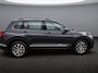 Volkswagen Tiguan 1.5 TSI 150 pk Life / Voorstoelen, verwarmbaar / Achteruitrijcamera / Bluetooth Telefoonvoorbereiding 17'' LMV HAL
