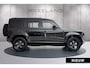 Land Rover Defender 110 P300e Dynamic SE Edition | Panoramadak | Cold Climate Pack | 22" Gloss Black Santorini Black/Ebony
