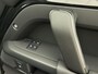 Land Rover Defender 110 P300e 110 X-Dynamic HSE Edition | Panoramadak | Head-Up | 22 inch | Cold Climate Pack