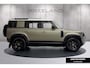 Land Rover Defender 110 2.0 P400e 110 HSE | Panoramadak | Elektrische Trekhaak | Matte Pangea Green Satin