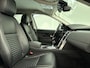 Land Rover Discovery Sport P300e | Cold Climate Pack | Trekhaak | 20 inch Gloss Black