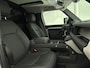 Land Rover Defender Commercial 3.0 6-cil D200 110 S | 24 mnd Approved garantie | Panoramadak | Trekhaak |