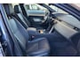 Land Rover Discovery Sport P270e Landmark Edition | Panoramadak | Black Pack | 20 inch Gloss Black | Cold Climate Pack