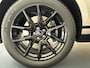 Land Rover Range Rover Velar P400e R-Dynamic SE | Panoramadak | Black Pack | Head-Up Batumi Gold / Ebony