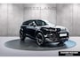 Land Rover Range Rover Evoque P270e SE Dynamic Edition | Panoramadak | Black Pack | 20 inch Gloss Black | Cold Climate Pack