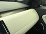Land Rover Discovery Sport P270e Landmark Edition | Cold Climate Pack | Panoramadak | 20 inch Gloss Black
