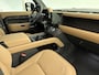Land Rover Defender 110 P300e HSE Dynamic Edition | Panoramadak | Stoelkoeling | Elec. trekhaak Santorini / Caraway