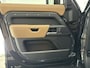 Land Rover Defender 110 P300e HSE Dynamic Edition | Panoramadak | Stoelkoeling | Elec. trekhaak Santorini / Caraway
