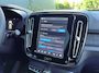 Volvo XC40 Single Motor Core 69 kWh RWD | Warmtepomp | RWD! | Stoel & stuurverwarming | Trekhaak | Crystal White | Camera |