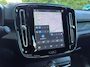 Volvo XC40 Single Motor Core 69 kWh RWD | Warmtepomp | RWD! | Stoel & stuurverwarming | Trekhaak | Crystal White | Camera |