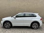 Volkswagen Tiguan 1.4 TSI eHybrid R-Line Business+ | Trekhaak Elektrisch Wegklapbaar | Adaptieve cruise | Dodehoek detectie | Camera | Virtueel cockpit | Stoel&stuurverwarming | IQ-LIGHT | DAB | Apple CarPlay / Android Auto | Navigatie | Volledig onderhouden