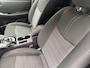 Nissan Leaf e+ N-Connecta 62 kWh / Dealer onderhouden / Accu SoH 95 % / WLTP 395 km stad 573 km / ChadeMo snel laden / Camera 360° / Navigatie / Adaptieve CC / Stuur-, stoel- & achterbankverwarming / 17" LM wielen /