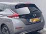 Nissan Leaf e+ N-Connecta 62 kWh / Dealer onderhouden / Accu SoH 95 % / WLTP 395 km stad 573 km / ChadeMo snel laden / Camera 360° / Navigatie / Adaptieve CC / Stuur-, stoel- & achterbankverwarming / 17" LM wielen /