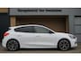Ford Focus 1.5 182pk EcoBoost ST Line Business & Black Style B&O 18inch LM Trekhaak Stoel/Stuurwiel V.W. *NL auto*