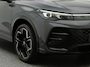 Volkswagen Tiguan R-Line 1.5 eHybrid 204 PK | Matrix LED IQ | Trekhaak | Elek. Achterklep | 360 Camera | Side Assist | DCC | Stoel & Stuurverwarming |