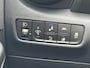 Hyundai Kona Electric EV Premium 64 kWh | Stoelverwarming & ventilatie | Stuurwielverwarming | Achteruitrijcamera | Climate Control | Cruise Control | Head up display |