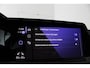 Volkswagen Golf Variant 1.5 eTSI R-Line Business > Trekhaak/IQ.Light/Camera/Winterpakket