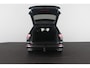 Volkswagen Golf Variant 1.5 eTSI R-Line Business > Trekhaak/IQ.Light/Camera/Winterpakket