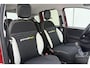 Fiat Panda 1.0 Hybrid Pandina | Navigatie via Carplay | 8 jaar speciale garantie | Hoge instap | DEMO | Parkeersensoren