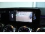 Mercedes-Benz GLB 200 Business Solution AMG ''OP AFSPRAAK'' | Cruise Control | Schuifdak | Stoelverwarming | Trekhaak | Memory | Matrix | Sfeerverlichting | Keyless | Navi