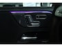 Mercedes-Benz GLB 200 Business Solution AMG ''OP AFSPRAAK'' | Cruise Control | Schuifdak | Stoelverwarming | Trekhaak | Memory | Matrix | Sfeerverlichting | Keyless | Navi