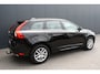 Volvo XC60 2.0 D4 140Kw EURO 6 - AUTOMAAT - NAVIGATIE - XENON - 2x PDC - TREKHAAK