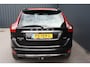 Volvo XC60 2.0 D4 140Kw EURO 6 - AUTOMAAT - NAVIGATIE - XENON - 2x PDC - TREKHAAK