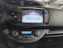 Toyota Yaris 1.5 Hybrid Bi-Tone | Navigatie | Achteruitrijcamera| Lane Assist