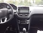 Peugeot 2008 ALLURE1.2 PureTech 110pk Navigatie | Cruise & Climate control | Parkeersensoren achter | Panoramadak | Bluetooth | LM-velgen | ISO-fix |
