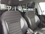 Peugeot 2008 ALLURE1.2 PureTech 110pk Navigatie | Cruise & Climate control | Parkeersensoren achter | Panoramadak | Bluetooth | LM-velgen | ISO-fix |