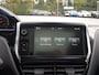 Peugeot 2008 ALLURE1.2 PureTech 110pk Navigatie | Cruise & Climate control | Parkeersensoren achter | Panoramadak | Bluetooth | LM-velgen | ISO-fix |