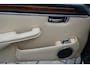 Daimler Double Six 5.3 V12 VandenPlas