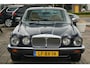 Daimler Double Six 5.3 V12 VandenPlas