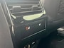 Peugeot 3008 1.2 Hybrid 136 GT Panorama Dak | 360 Camera | Elek. Lederen Stoelen met Massage | FOCAL | Stoelverwarming/Ventilatie | Afneembare Trekhaak | Achterstoelen verwarmd | Achteruitrijcamera | Afwijkende dakkleur
