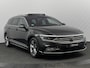 Volkswagen Passat Variant 1.5 TSI 150pk DSG R-Line Business | Panoramadak | Carplay/Android Auto | Camera |