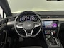 Volkswagen Passat Variant 1.5 TSI 150pk DSG R-Line Business | Panoramadak | Carplay/Android Auto | Camera |
