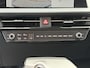 Kia EV6 Edition 77.4 kWh / SOH 100% / Fabrieksgarantie tot 16-04-2032 / 1.600 kg trekgewicht / Android Auto & Apple Carplay / Navigatie / Cruise Control Adaptief / Climate Control / DAB / Draadloze Telefoonlader / Camera / Parkeerassistent / 19" Lichtmetalen Wielen / Keyless entry & start /