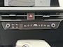 Kia EV6 Edition 77.4 kWh / SOH 100% / Fabrieksgarantie tot 16-04-2032 / 1.600 kg trekgewicht / Android Auto & Apple Carplay / Navigatie / Cruise Control Adaptief / Climate Control / DAB / Draadloze Telefoonlader / Camera / Parkeerassistent / 19" Lichtmetalen Wielen / Keyless entry & start /