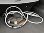 Kia EV6 Edition 77.4 kWh / SOH 100% / Fabrieksgarantie tot 16-04-2032 / 1.600 kg trekgewicht / Android Auto & Apple Carplay / Navigatie / Cruise Control Adaptief / Climate Control / DAB / Draadloze Telefoonlader / Camera / Parkeerassistent / 19" Lichtmetalen Wielen / Keyless entry & start /