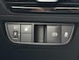 Kia EV6 Edition 77.4 kWh / SOH 100% / Fabrieksgarantie tot 16-04-2032 / 1.600 kg trekgewicht / Android Auto & Apple Carplay / Navigatie / Cruise Control Adaptief / Climate Control / DAB / Draadloze Telefoonlader / Camera / Parkeerassistent / 19" Lichtmetalen Wielen / Keyless entry & start /