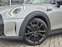MINI John Cooper Works 3-Deurs 1.5 Cooper | Navigatie | LMV 18" | Voorstoelen Verwarmd | Cruise Contro Adaptief | Achteruitrijcamera | Airco Climate control |