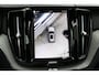 Volvo XC60 2.0 T8 Plug-in hybrid AWD Ultimate Dark | Luchtvering | Gelaagde Zijruiten | Tailored Wool Blend Interieur | Volvo Guard Alarmklasse 3 | Bowers & Wilkins Geluidssysteem | Trekhaak | Panoramisch Schuif-/Kanteldak | 21-Inch Lichtmetalen Velgen | Elektrisch Verstelbare Voorstoelen | Stuurverwarming | Stoelverwarming Voor- en Achter | Google Services | Volvo Car UX Infotainment | Head-up Display | Lederlook Dashboard | 360 Graden Parkeercamera | Adaptieve Cruise Control | Pilot Assist | BLIS | Parkeersensoren Voor & Achter |