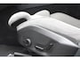 Volvo XC60 2.0 T8 Plug-in hybrid AWD Ultimate Dark | Luchtvering | Gelaagde Zijruiten | Tailored Wool Blend Interieur | Volvo Guard Alarmklasse 3 | Bowers & Wilkins Geluidssysteem | Trekhaak | Panoramisch Schuif-/Kanteldak | 21-Inch Lichtmetalen Velgen | Elektrisch Verstelbare Voorstoelen | Stuurverwarming | Stoelverwarming Voor- en Achter | Google Services | Volvo Car UX Infotainment | Head-up Display | Lederlook Dashboard | 360 Graden Parkeercamera | Adaptieve Cruise Control | Pilot Assist | BLIS | Parkeersensoren Voor & Achter |