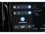 Volvo XC60 2.0 T8 Plug-in hybrid AWD Ultimate Dark | Luchtvering | Gelaagde Zijruiten | Tailored Wool Blend Interieur | Volvo Guard Alarmklasse 3 | Bowers & Wilkins Geluidssysteem | Trekhaak | Panoramisch Schuif-/Kanteldak | 21-Inch Lichtmetalen Velgen | Elektrisch Verstelbare Voorstoelen | Stuurverwarming | Stoelverwarming Voor- en Achter | Google Services | Volvo Car UX Infotainment | Head-up Display | Lederlook Dashboard | 360 Graden Parkeercamera | Adaptieve Cruise Control | Pilot Assist | BLIS | Parkeersensoren Voor & Achter |