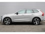 Volvo XC60 2.0 T8 Plug-in hybrid AWD Ultimate Dark | Luchtvering | Gelaagde Zijruiten | Tailored Wool Blend Interieur | Volvo Guard Alarmklasse 3 | Bowers & Wilkins Geluidssysteem | Trekhaak | Panoramisch Schuif-/Kanteldak | 21-Inch Lichtmetalen Velgen | Elektrisch Verstelbare Voorstoelen | Stuurverwarming | Stoelverwarming Voor- en Achter | Google Services | Volvo Car UX Infotainment | Head-up Display | Lederlook Dashboard | 360 Graden Parkeercamera | Adaptieve Cruise Control | Pilot Assist | BLIS | Parkeersensoren Voor & Achter |